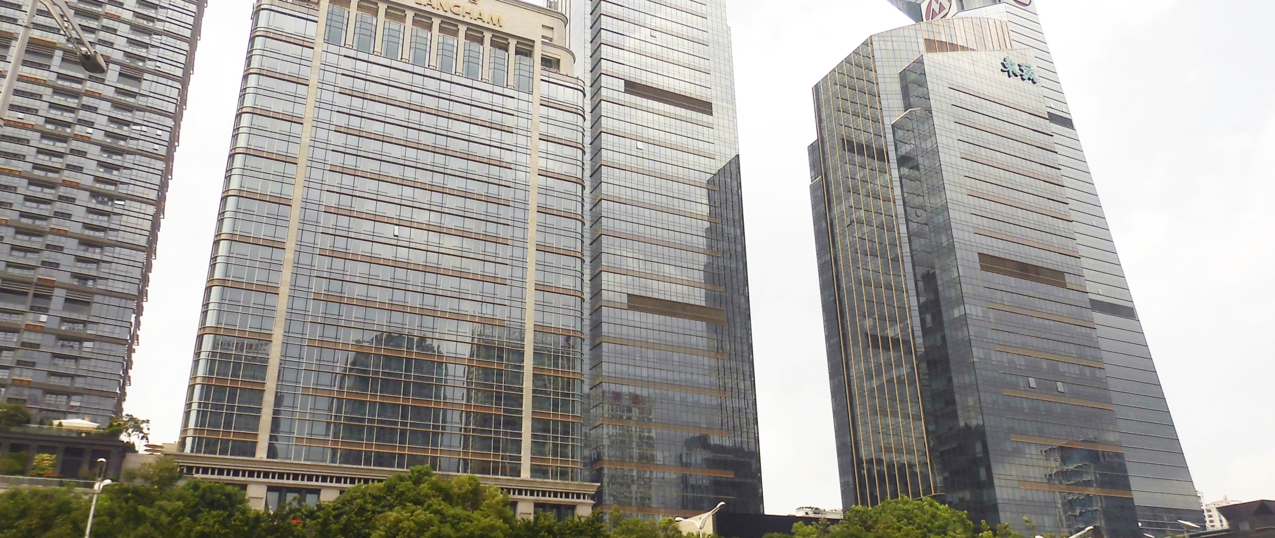 �V�|��Ӆ^(q��)Ԫ���ǅRPark��(chu��ng)��@���wͣ܇��