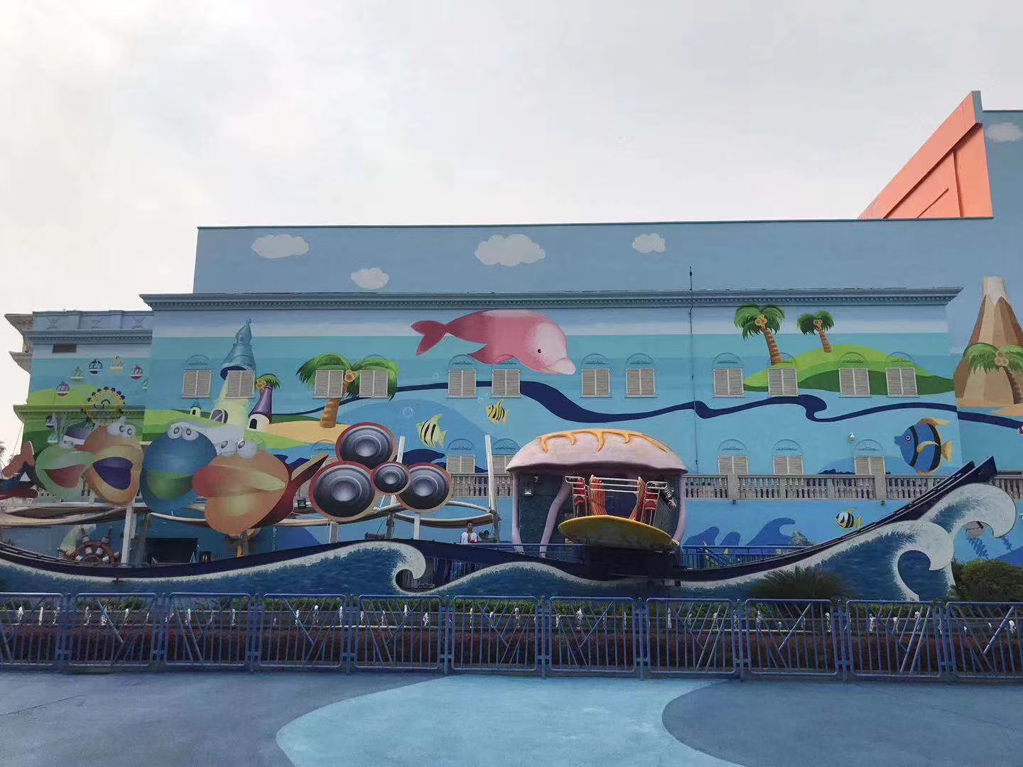 �V�|��Ӆ^(q��)Ԫ���ǅRPark��(chu��ng)��@���wͣ܇��